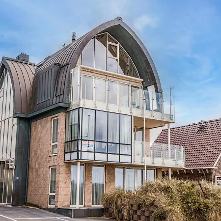 Holiday Home De Zeeparel By Interhome Holiday home Egmond aan Zee