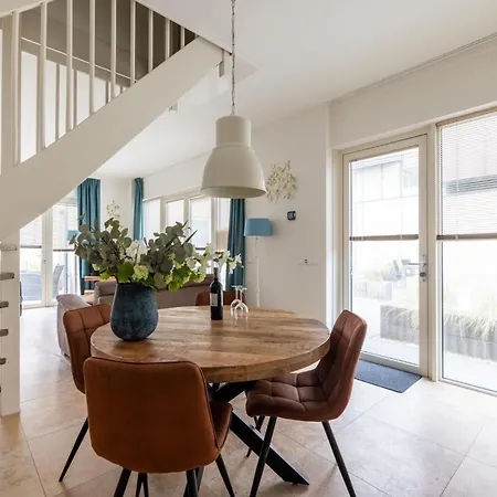 Holiday Home De Zeeparel * Egmond aan Zee