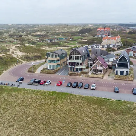 Holiday Home De Zeeparel *