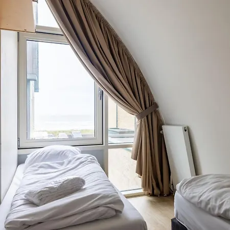 Holiday Home De Zeeparel * Egmond aan Zee
