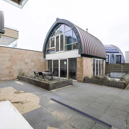 Holiday home Holiday Home De Zeeparel Egmond aan Zee