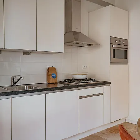 Holiday Home De Zeeparel By Interhome *