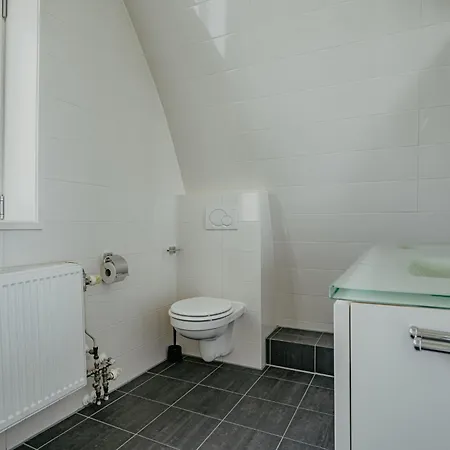 Holiday Home De Zeeparel By Interhome Holiday home Egmond aan Zee