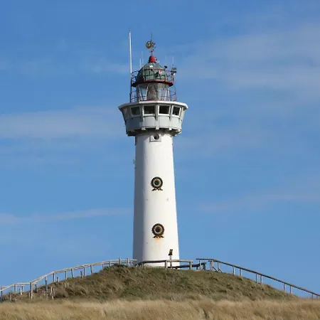 Semesterbostad De Zeeparel By Interhome
