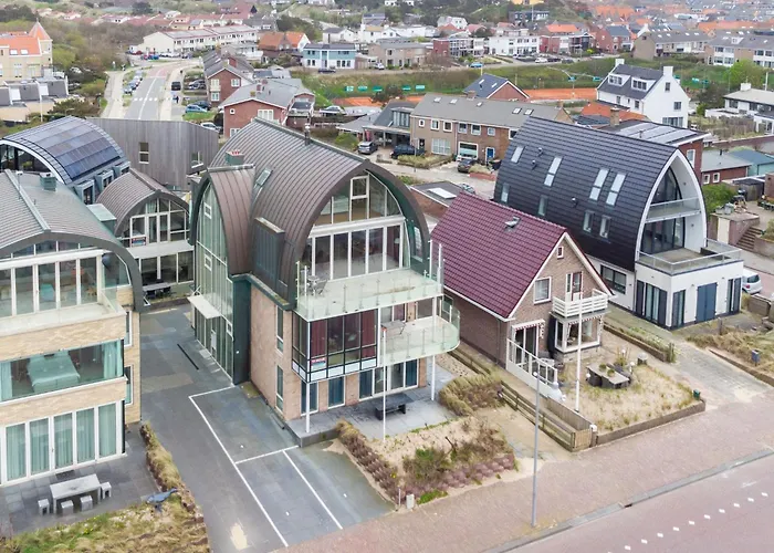 Holiday Home De Zeeparel By Interhome Holiday home