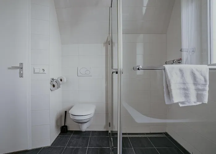 Holiday Home De Zeeparel By Interhome Holiday home Egmond aan Zee