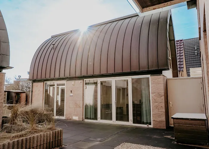 Holiday Home De Zeeparel By Interhome Holiday home