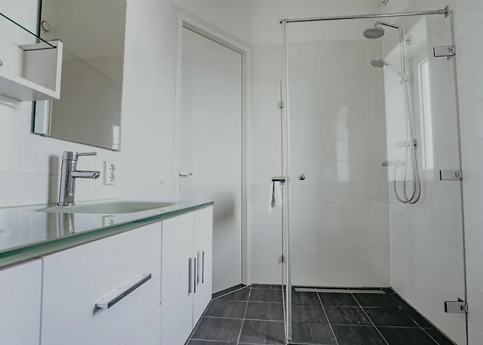 Holiday Home De Zeeparel By Interhome Holiday home *